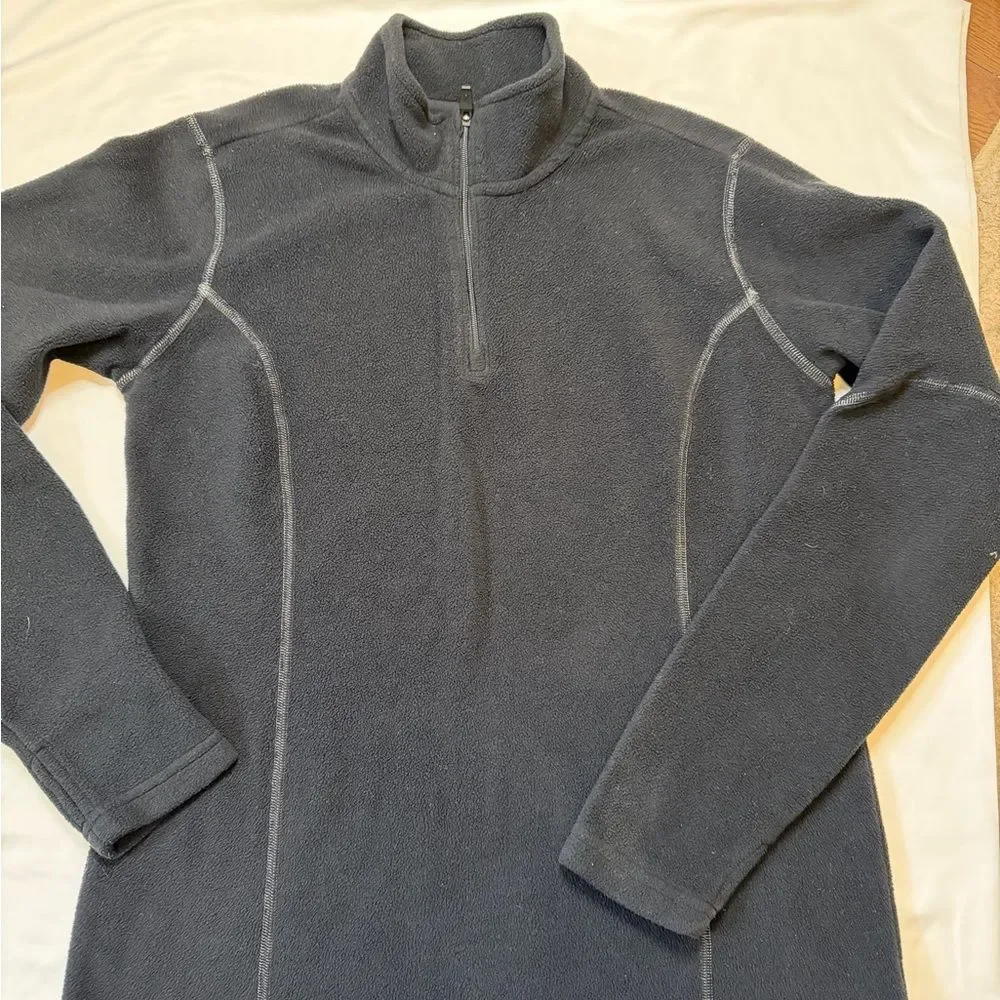 Cabelas size small black fleece quarter zip up jacket.